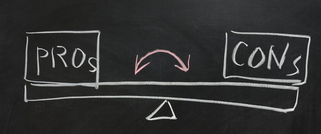 Futures Trading: Advantages and Disadvantages